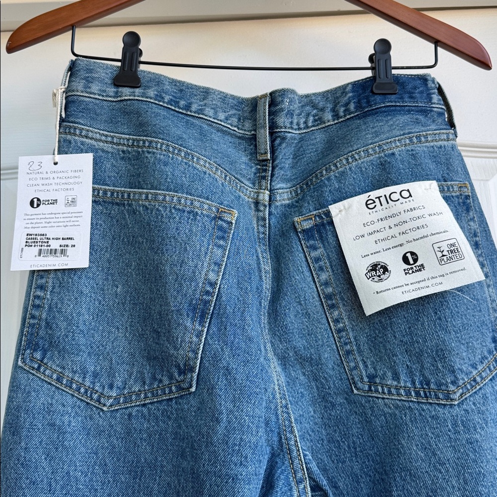 Etica Cassel Ultra High Barrel jeans size 28 - Picture 10 of 13